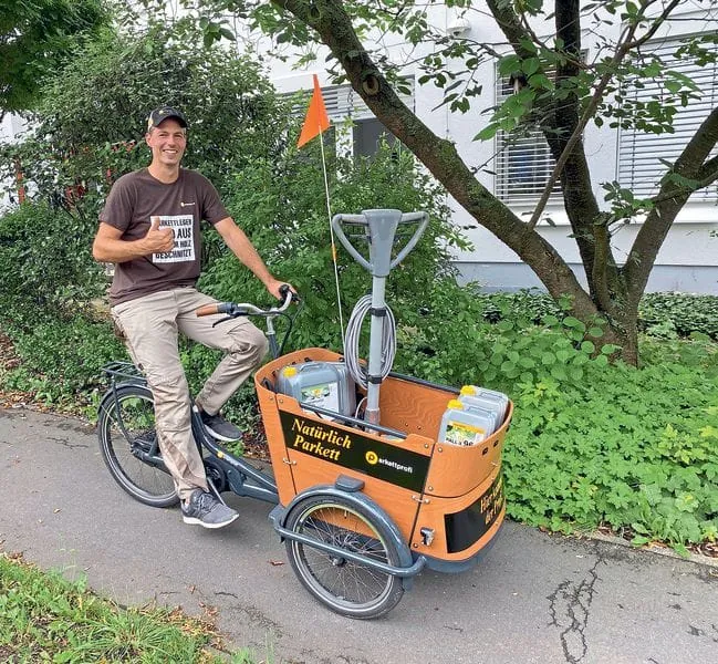 E-Cargo-Bike für Parkettleger