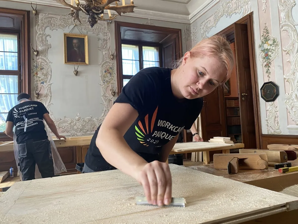 Workcamp parquet Vizivice (CZ)