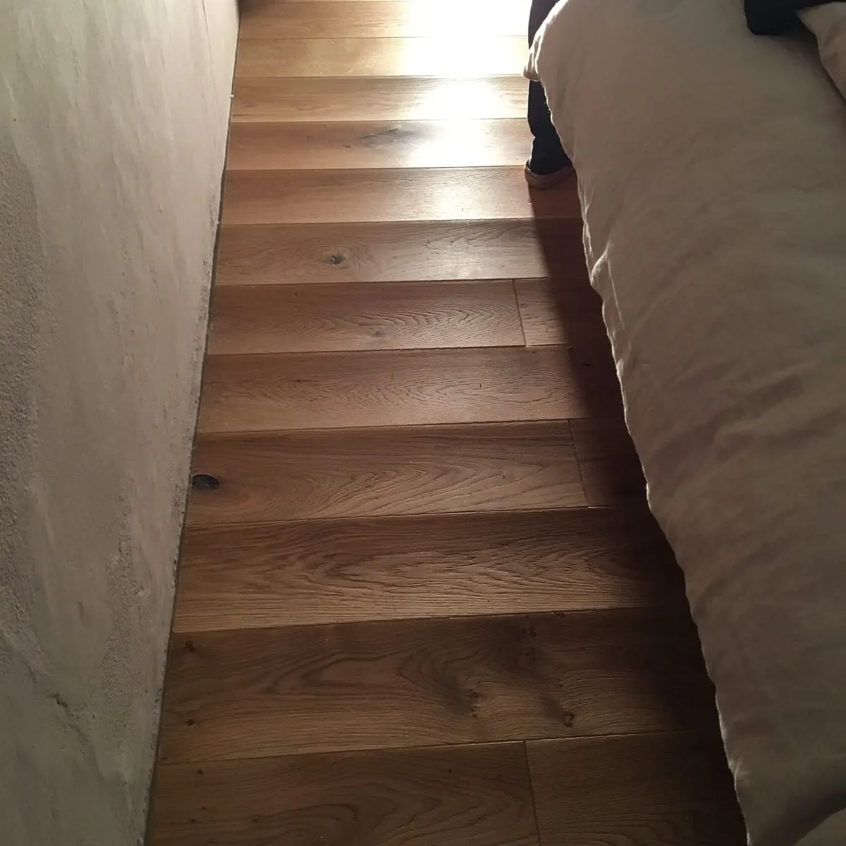 Parkettboden heizen und kühlen