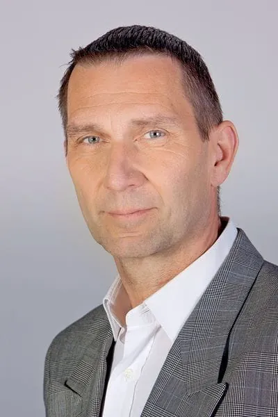 Mit 57 nochmal die Schulbank drücken