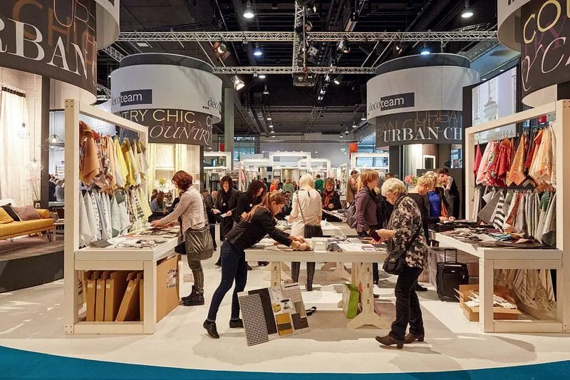 Textiles Wohnen erleben und fühlen