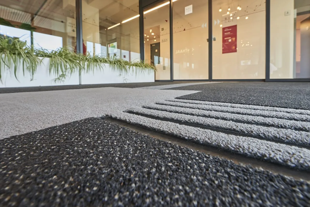 Hilfe für Blinde: Der Boden des Jahres 2019