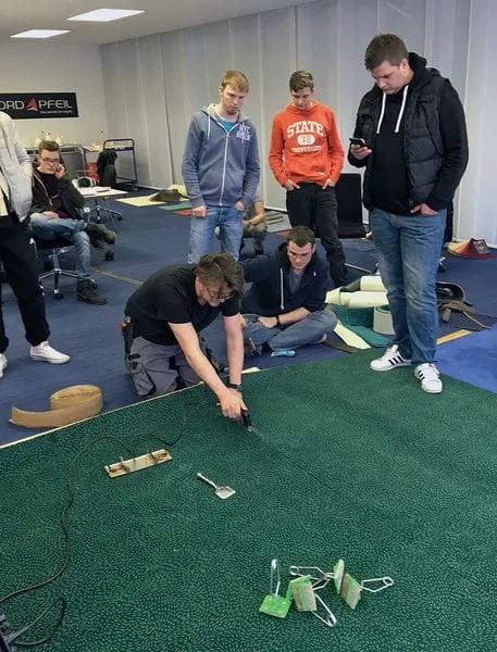 Praxiswissen vor Ort