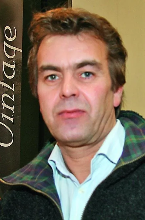 bwd  Blitzumfrage:   »  Hat das Handwerk eine Imagekampagne nötig?  «