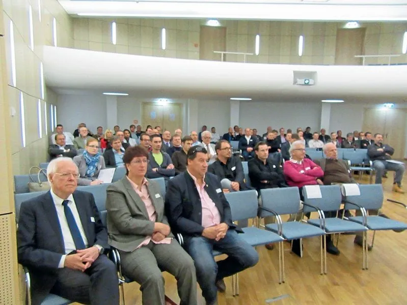 Was tun bei Klebstoffauflösung?