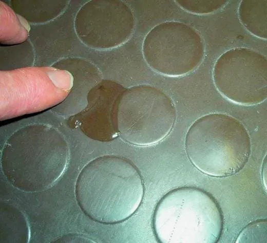 Die Verklebung muss korrekt sein