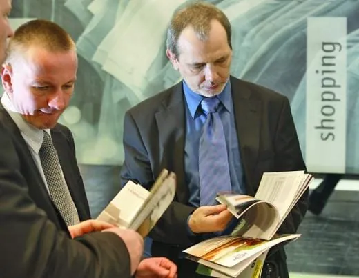 Stagnation national, Wachstum international