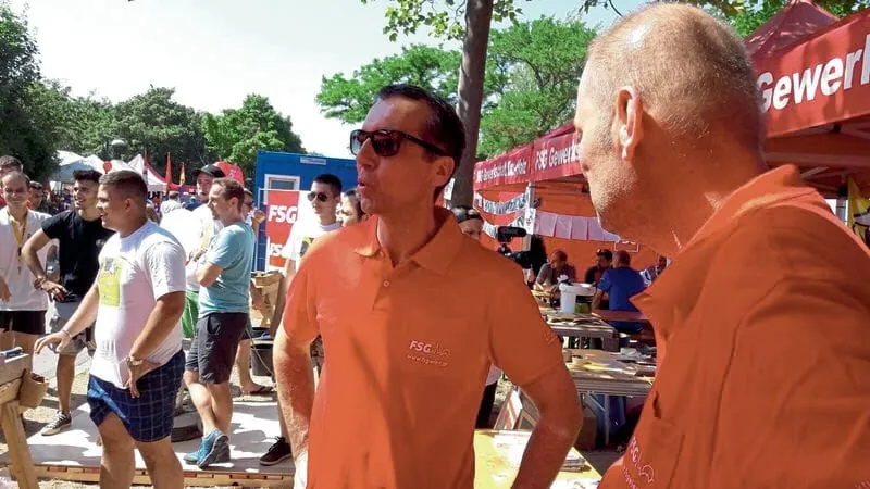 Polit-Prominenz am Bodenlegerstand