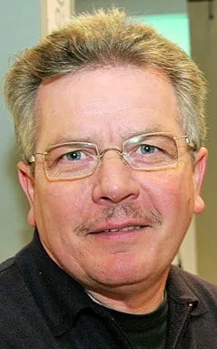 bwd  Blitzumfrage:   »  Wie wichtig sind Schulungen für Ihren Erfolg?  «