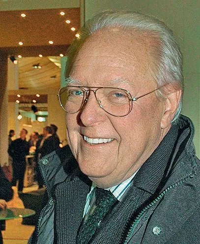 Was sagt der Sachverständige,  Gert F. Hausmann?