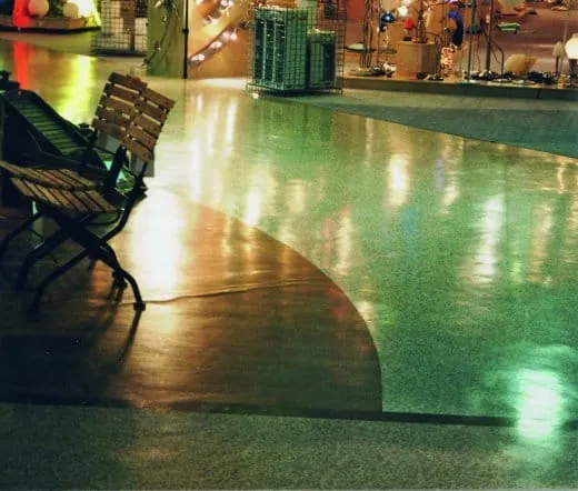 Wurm- und Faltenbildung