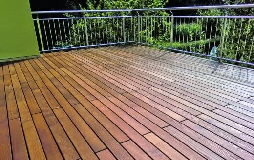 Von der Terrasse zum Altar