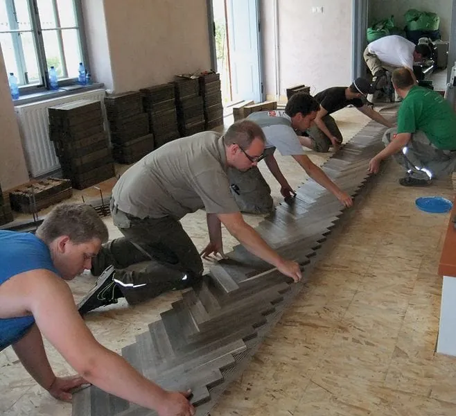 Azubis helfen Kindern