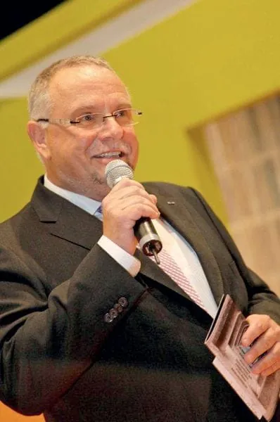 Vom Boden bis zur Decke