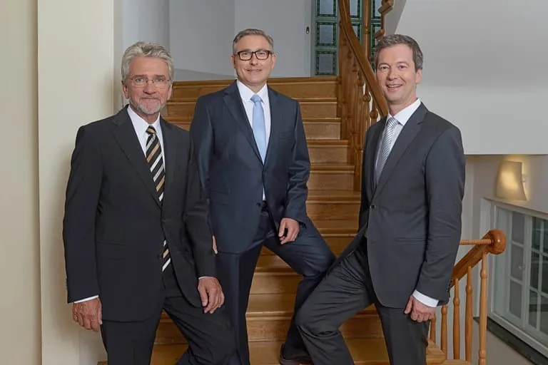 Oberste-Padtberg, Eslamlooy, Motzet