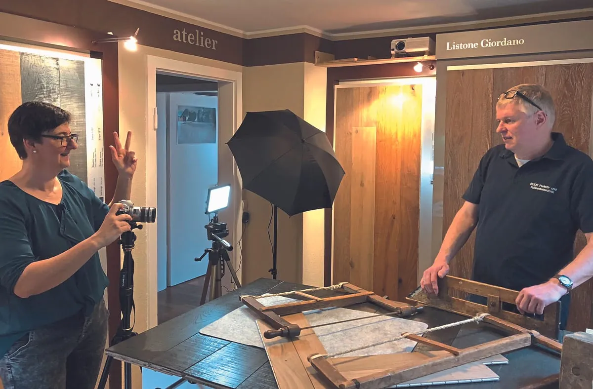 Alte Werkzeuge für die Parkettverlegung