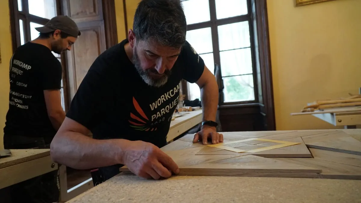 Workcamp parquet Vizivice (CZ)