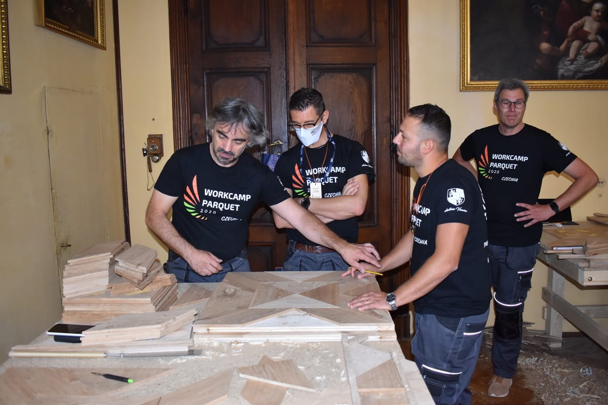 Workcamp parquet Vizivice (CZ)