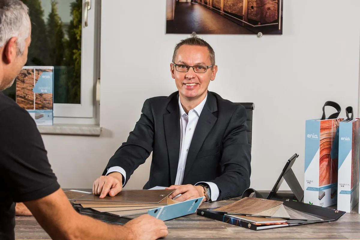 enia flooring expandiert in Österreich