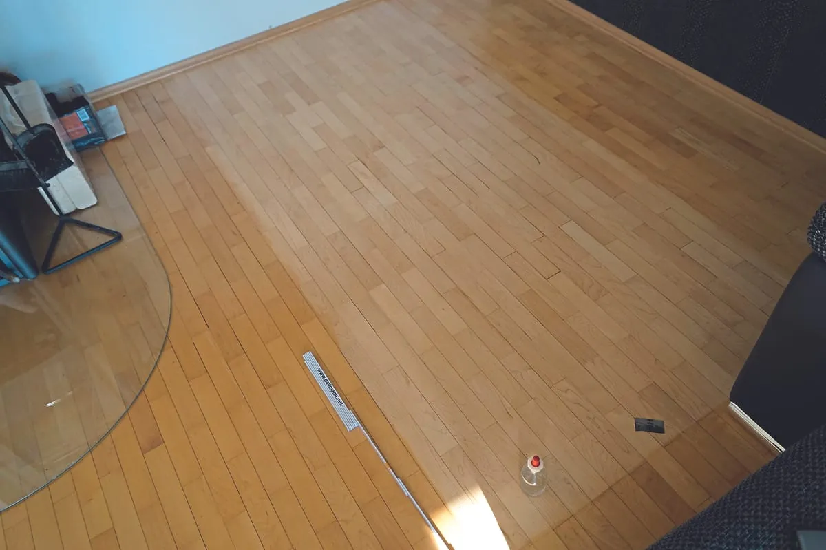 Farbunterschied bei Ahornparkett