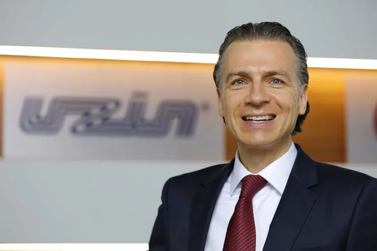 Vorstandsvorsitzender Thomas Müllerschön