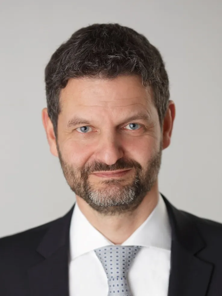 Feiert am 16.12.2016 seinen 50. Geburtstag: Dr. Peter M. Hamberger, Gesch&auml;ftsf&uuml;hrer der Hamberger Industriewerke GmbH, Stephanskirchen.