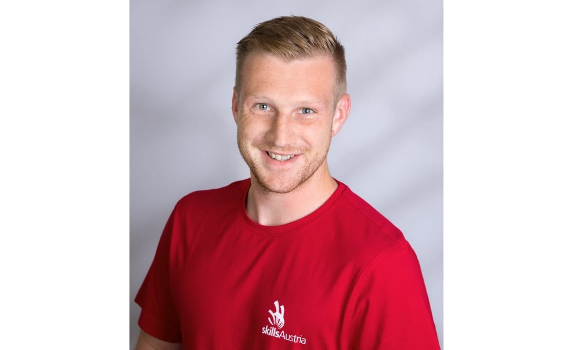 EuroSkills 2018: Silber für Bodenleger Benjamin Schindelars aus Österreich