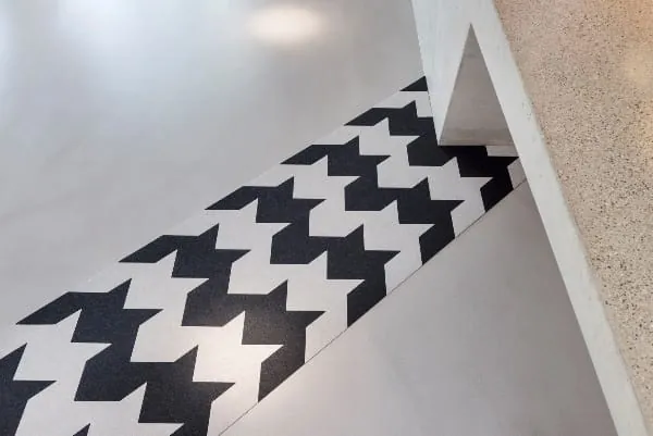 FINETT DIMENSION Sonderform Fledermaus