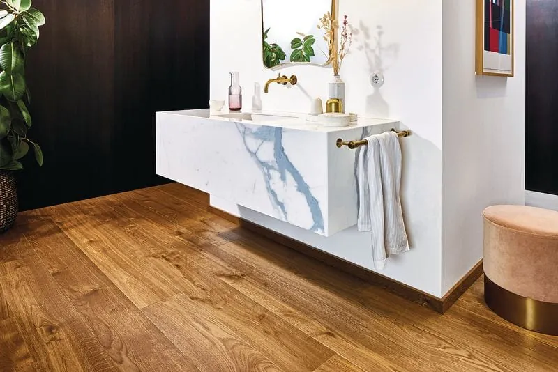 Geht doch! Parkett im Bad