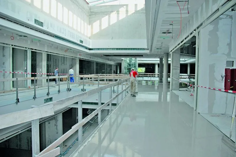 47 Tonnen Spachtelmasse an einem Tag verarbeitet