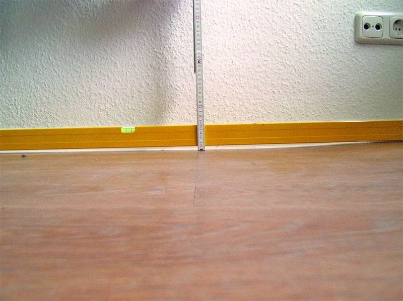 Wie beurteilt man Sockelleisten?