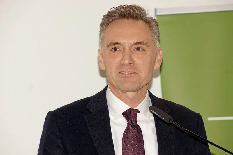 Klassifizierung überarbeitet