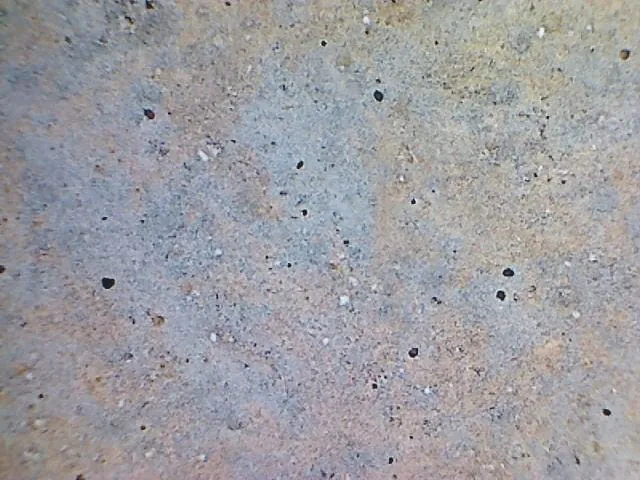 Kleinstblasen in Spachtelmasse