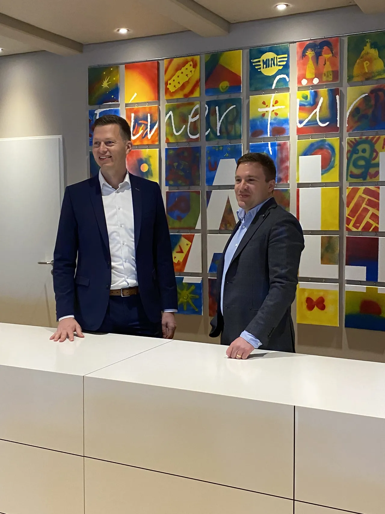 Im Rahmen der  Bilanzpressekonferenz pr&auml;sentierten die Vorst&auml;nde Philipp Utz (rechts) und Christian Richter (links) das Gesch&auml;ftsjahr 2022.