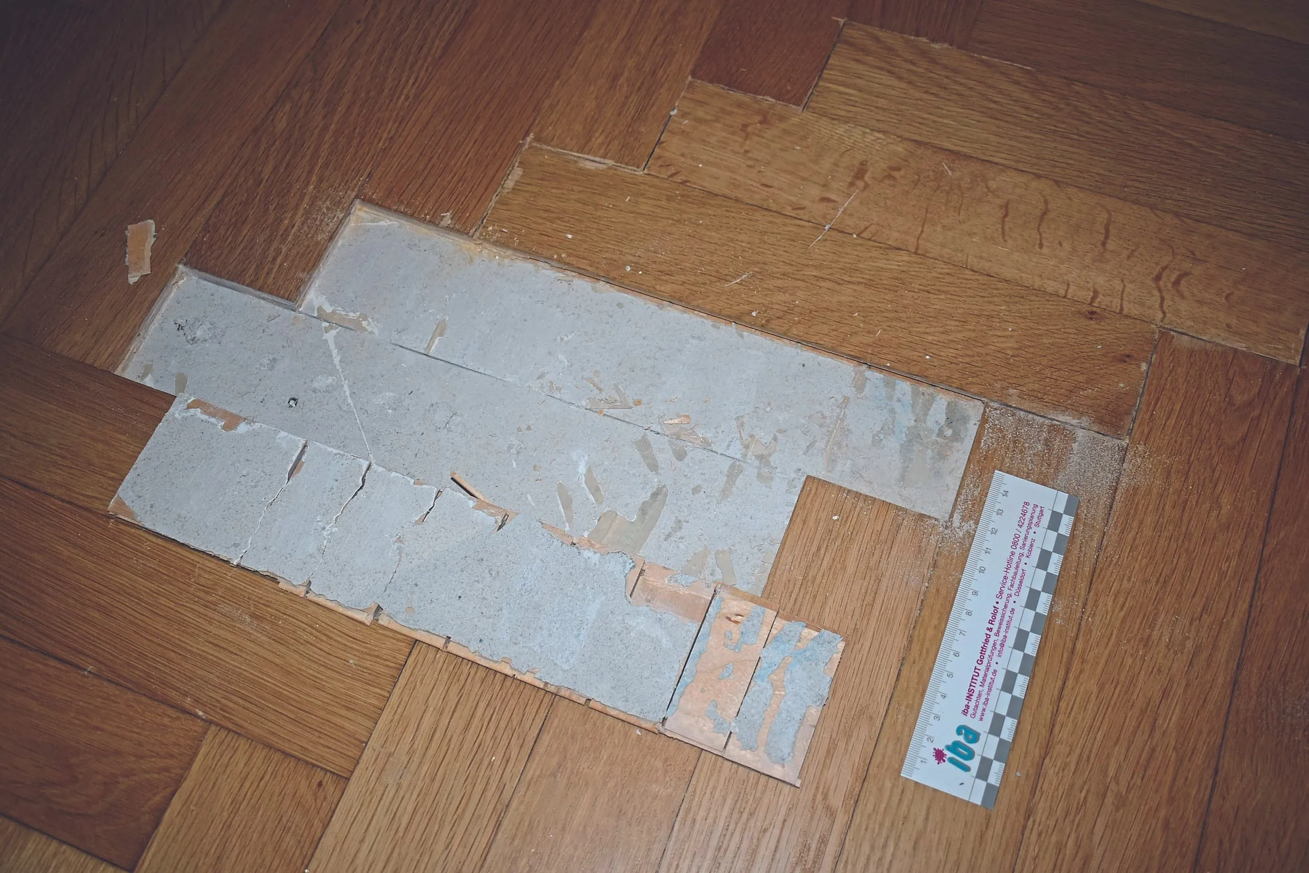 Probeentnahme Fertigparkett