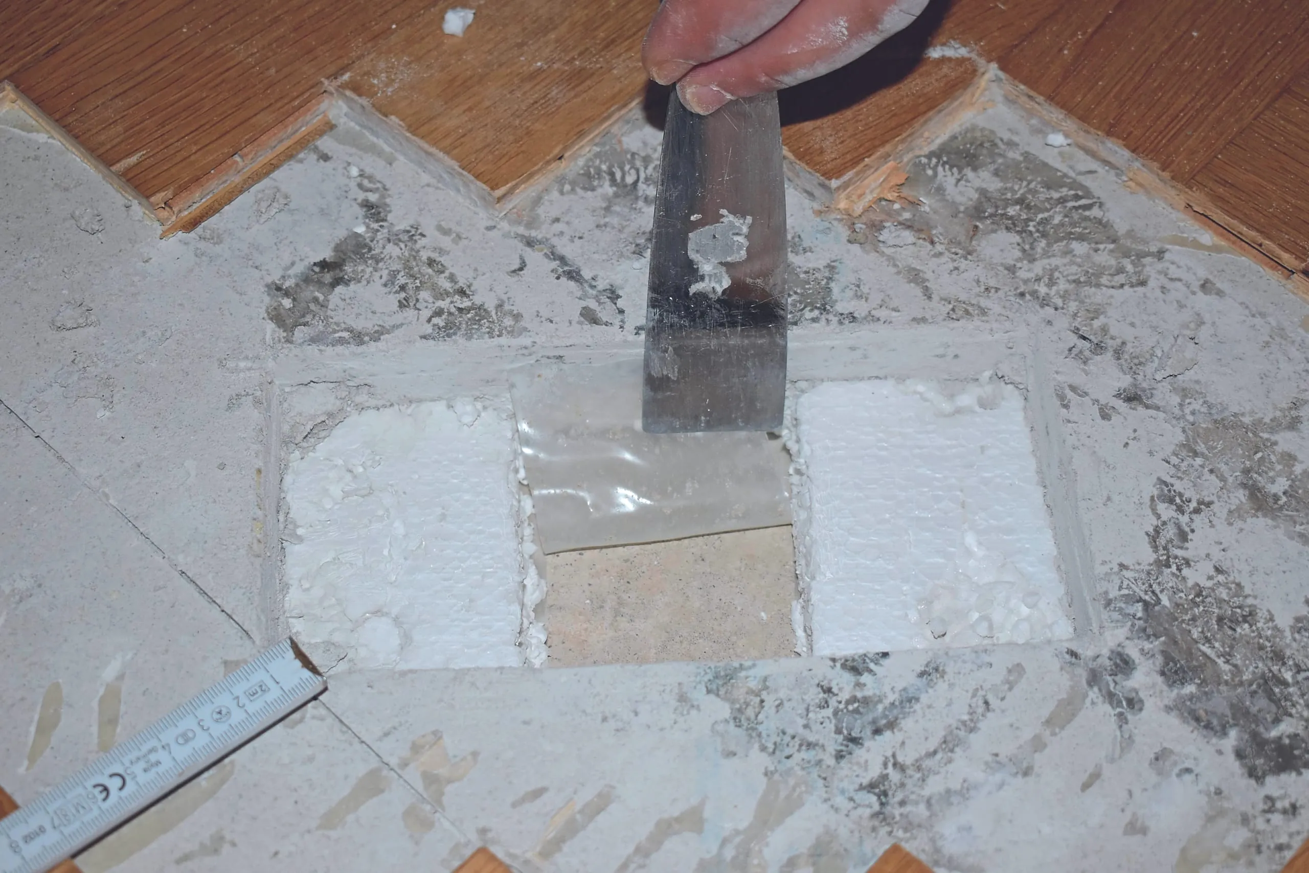 Bauteilöffnung keine nachstoßende Feuchtigkeit