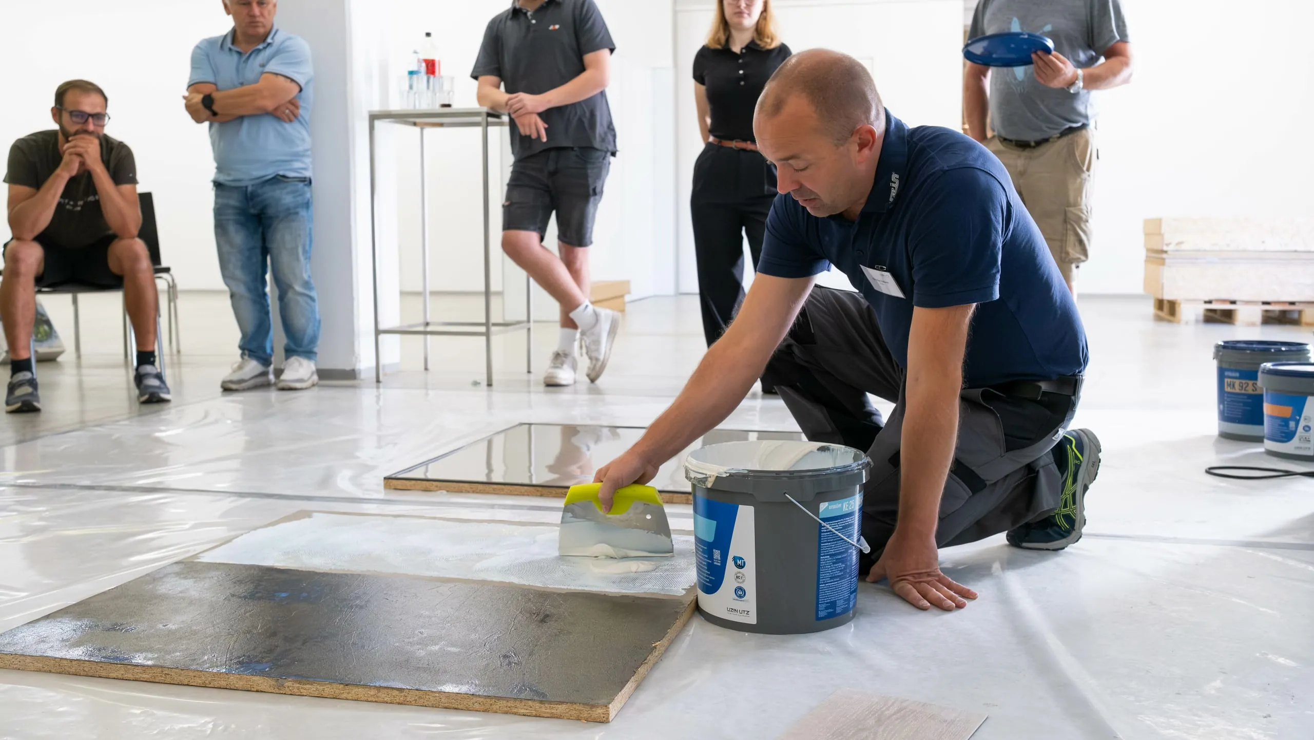 Uzin Utz veranstaltete Forum der Technik