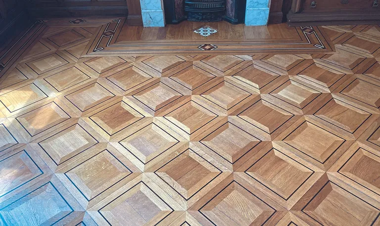 restauriertes Tafelparkett in Unternehmervilla in Wetzlar