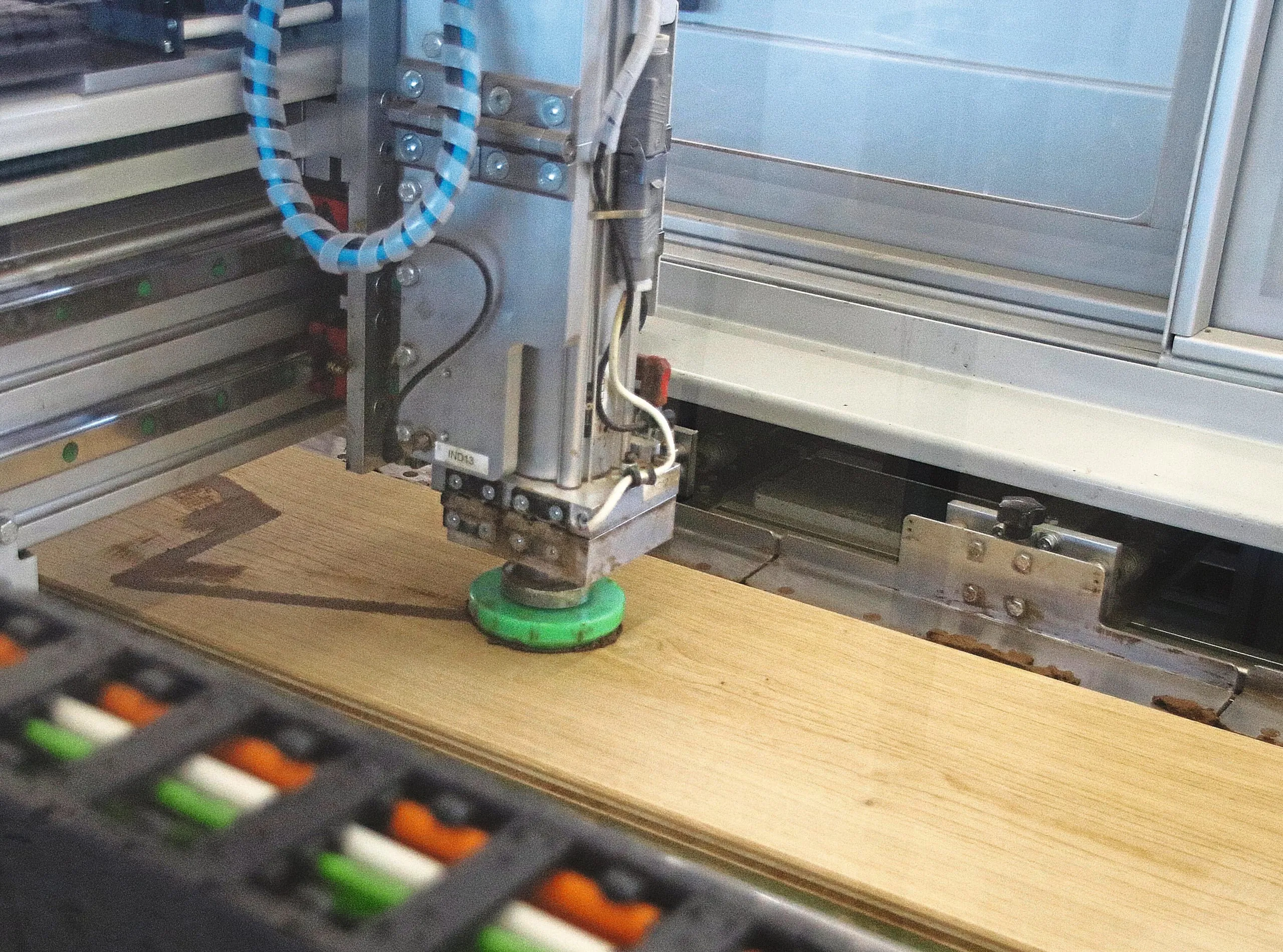 Dielen-Fertigung Dipro