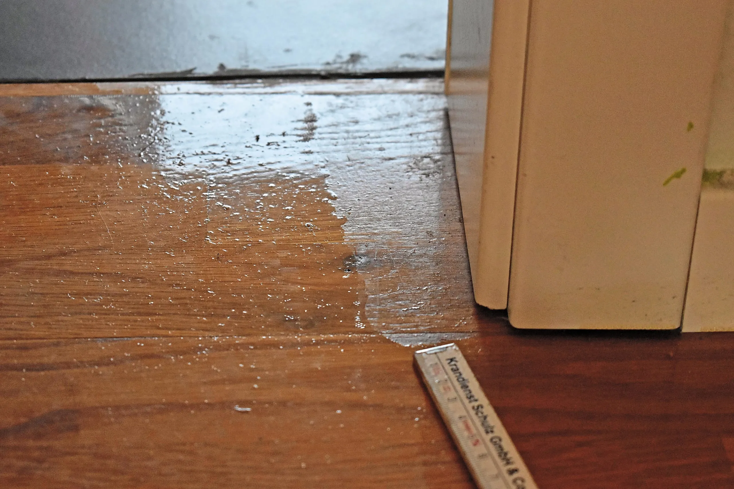Mangelhafte Parkettoberfläche