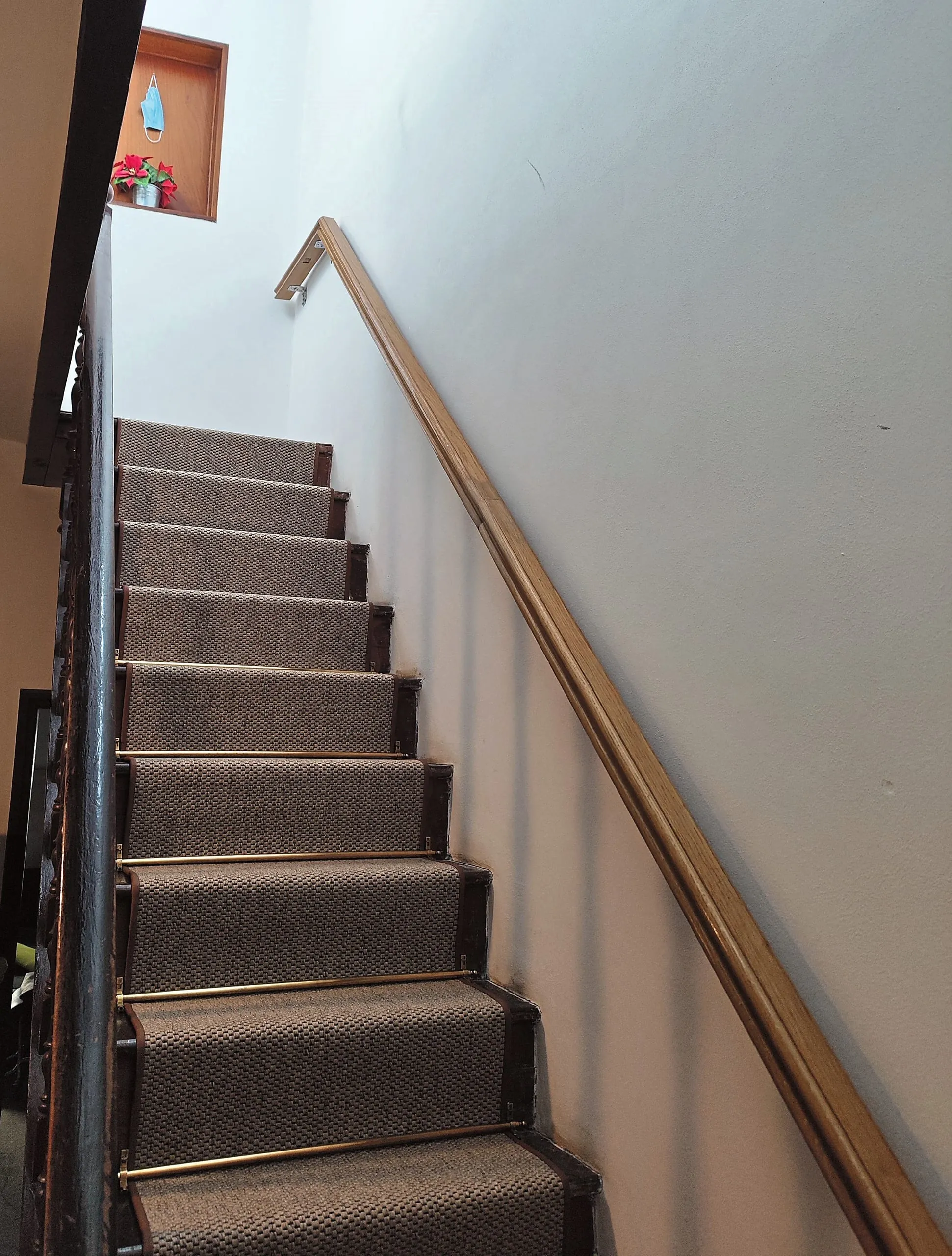 Teppichläufer fertig verlegt