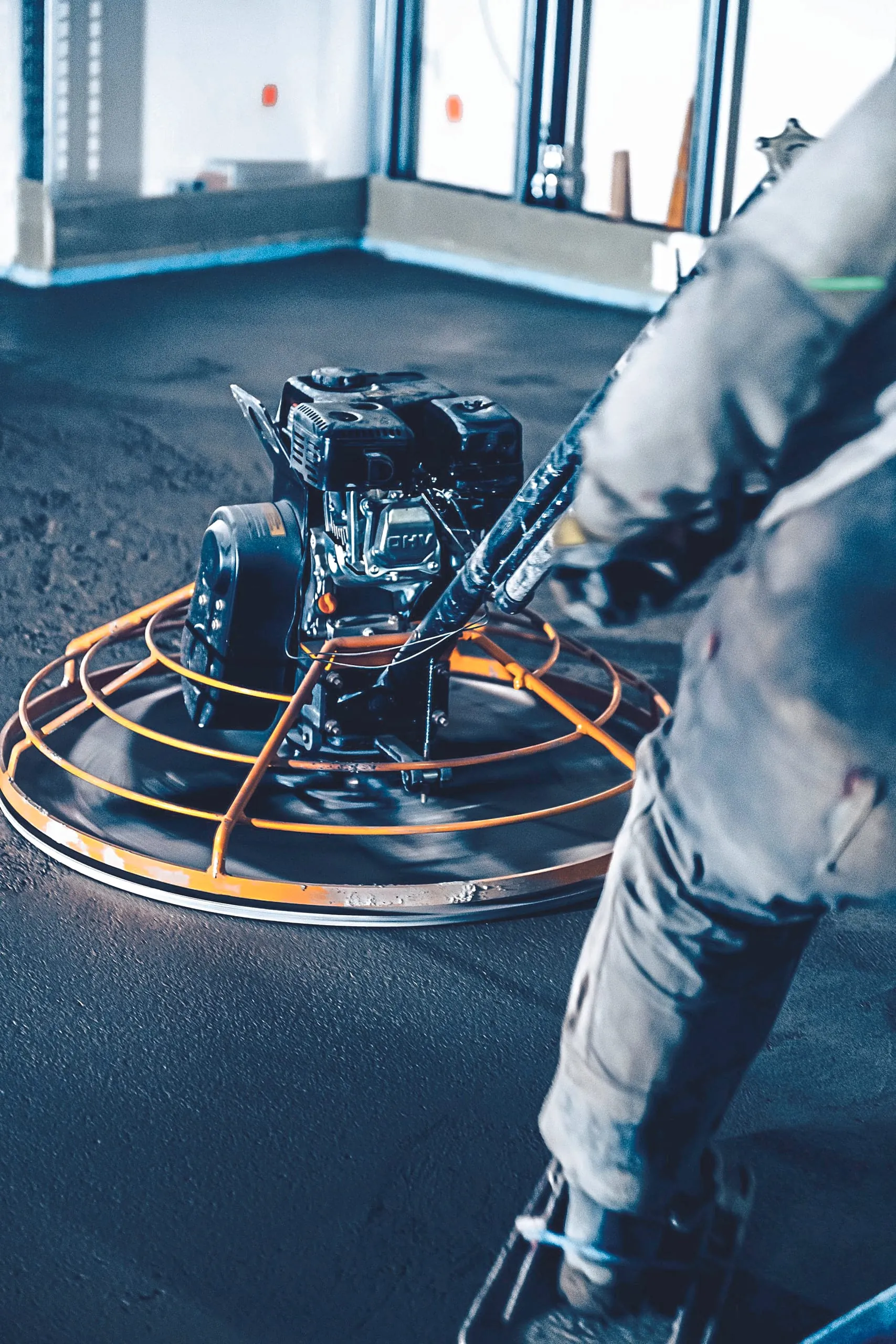 Warum muss Estrich geglättet werden?