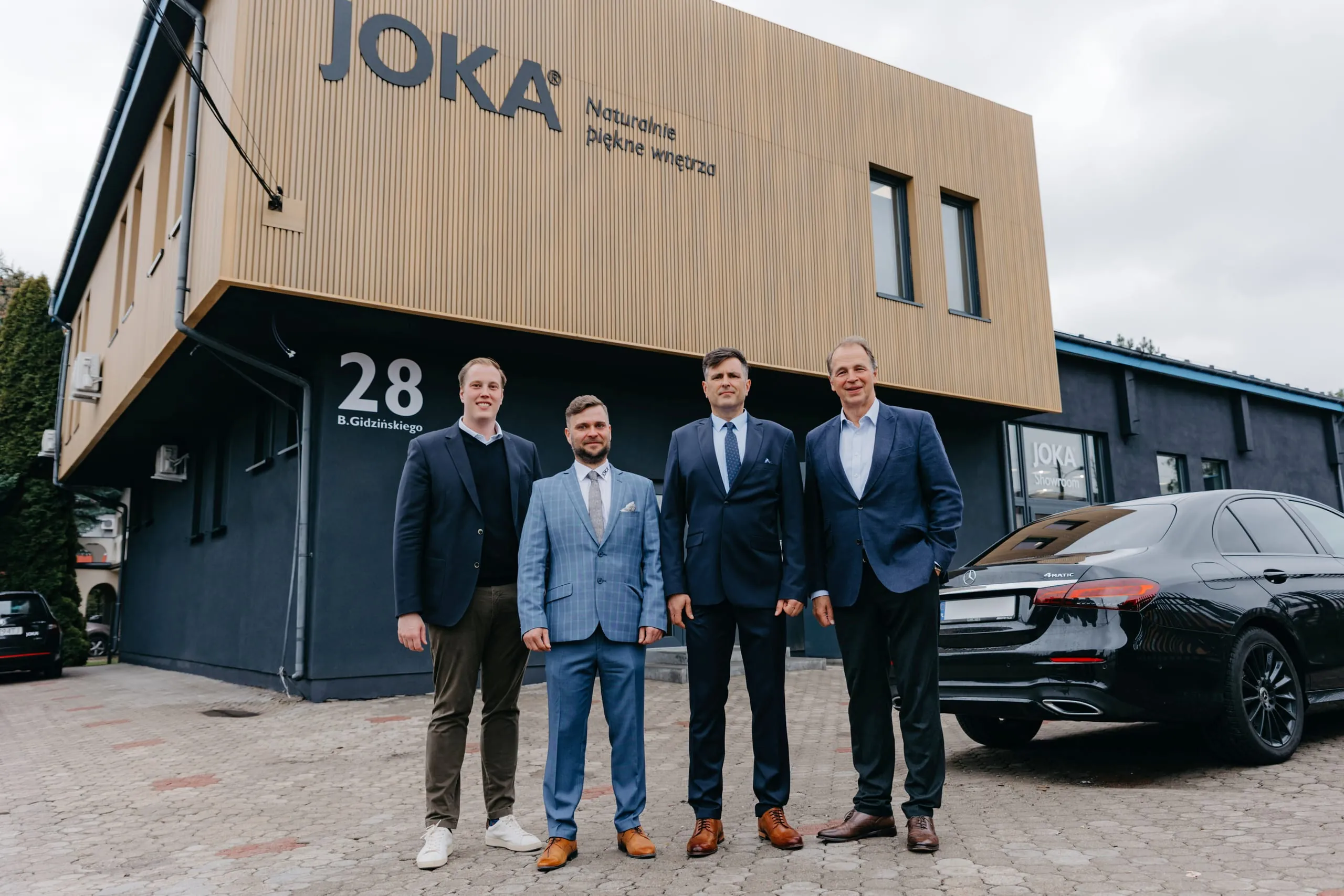 JOKA eröffnet Flagship Store in Warschau