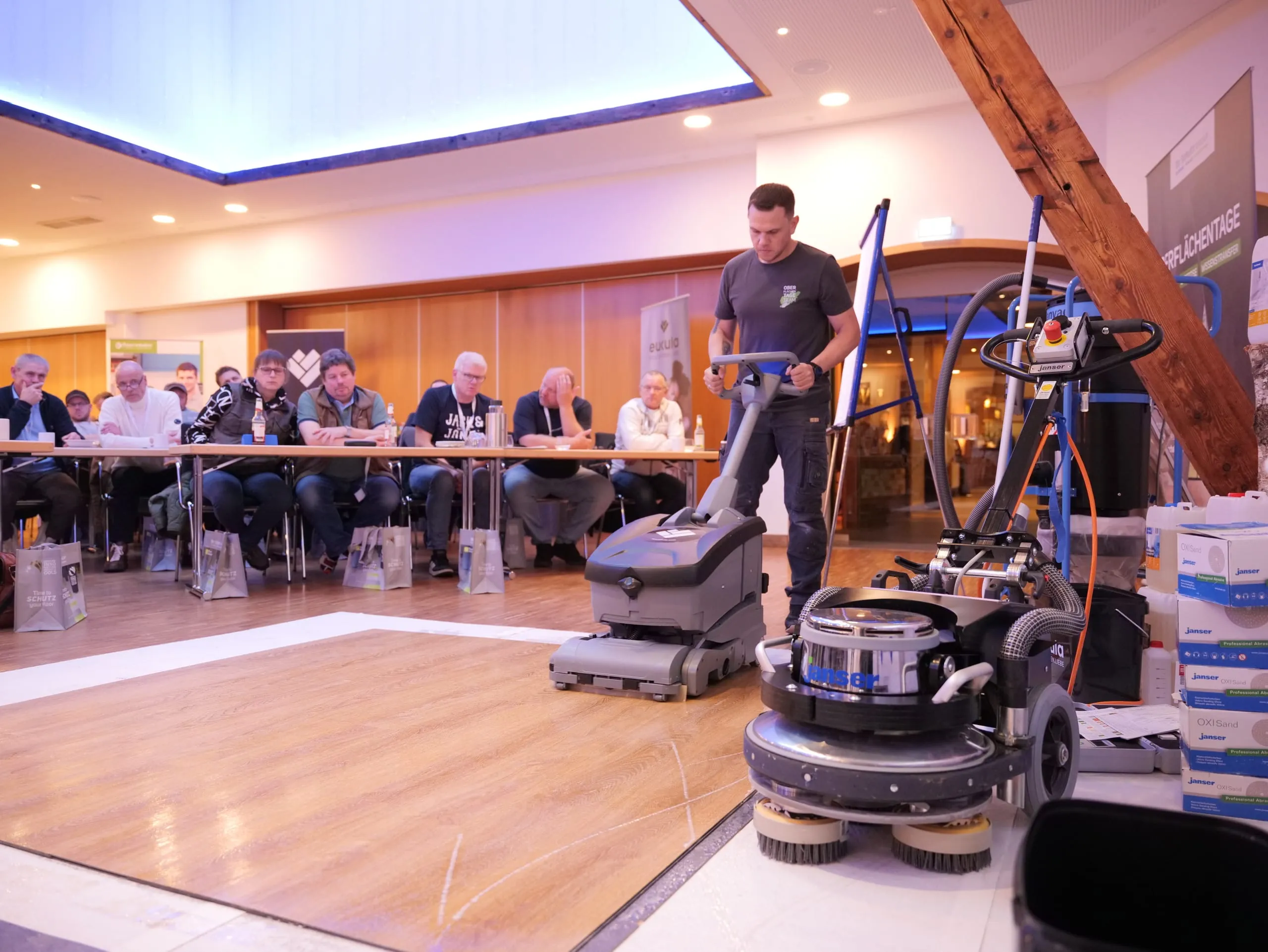 Dr. Schutz/eukula: Oberflächentage Ende Oktober