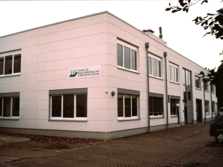 Beim Institut für Baustoffprüfung und Fußbodenforschung (IBF) findet am 29. Oktober der Workshop „Ausgleichsschichten, Ausgleichsmörtel und Schüttungen“ statt.
